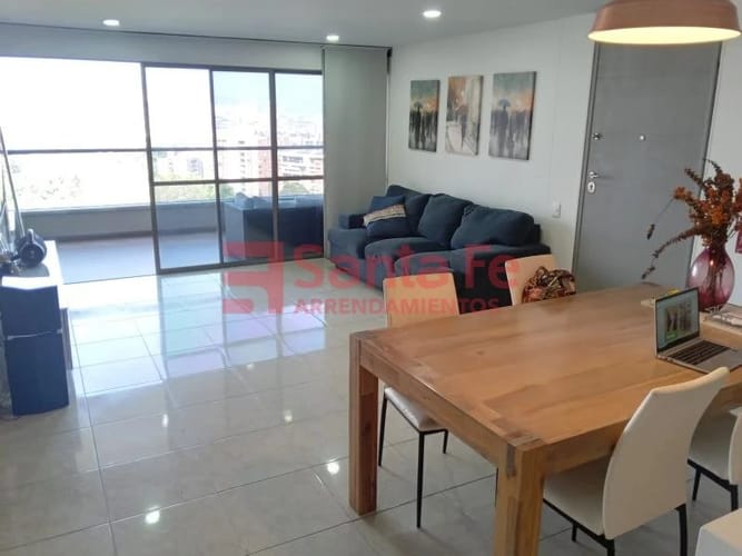 Apartamento de 4 alcobas en arriendo en Urbanizacion Villa Linda, Medellín, 124 m² · foto 2 de 10