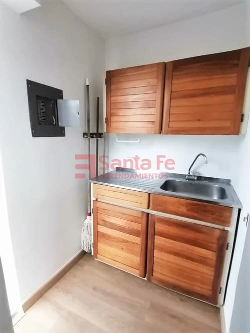 Oficina en arriendo en El Campestre, Medellín, 43 m² · foto 4 de 10
