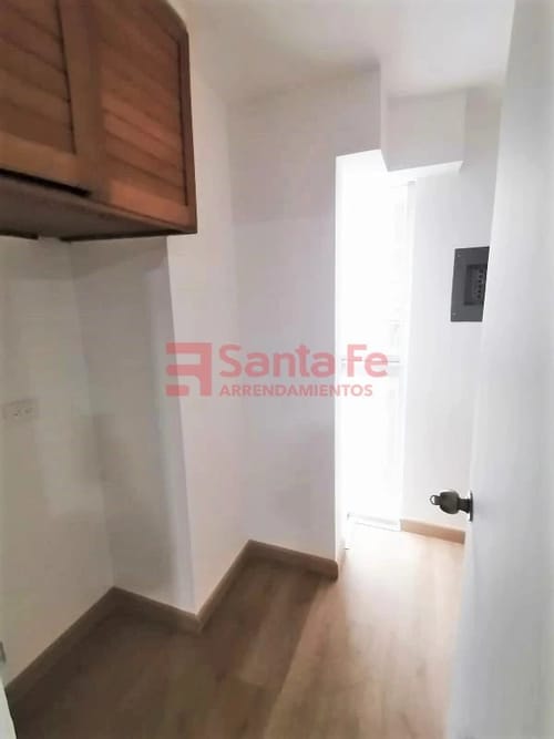 Oficina en arriendo en El Campestre, Medellín, 43 m² · foto 5 de 10