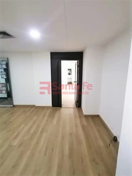 Oficina en arriendo en El Campestre, Medellín, 43 m² · foto 7 de 10