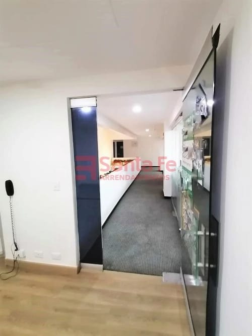 Oficina en arriendo en El Campestre, Medellín, 43 m² · foto 9 de 10