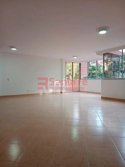 Apartamento de 4 alcobas en arriendo en Astorga, Medellín, 150 m² · foto 2 de 10