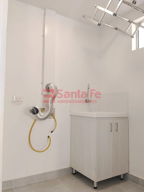 Apartamento de 3 alcobas en arriendo en Simesa, Medellín, 120 m² · foto 7 de 10