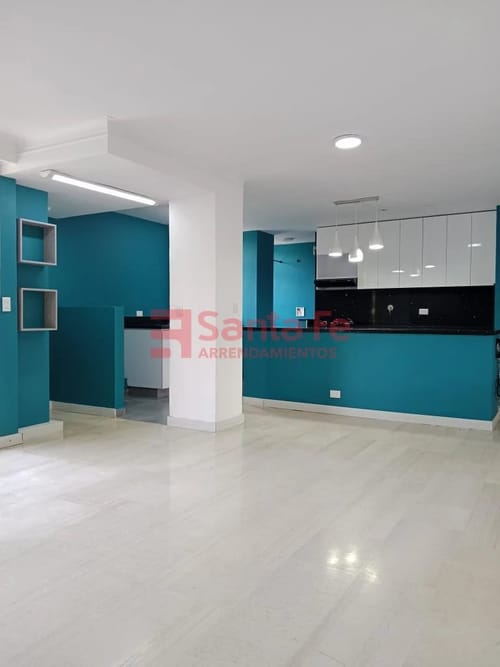Apartamento de 2 alcobas en arriendo en Loma Benedictinos, Medellín, 103 m² · foto 2 de 10