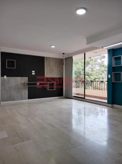 Apartamento de 2 alcobas en arriendo en Loma Benedictinos, Medellín, 103 m² · foto 6 de 10