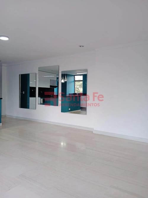 Apartamento de 2 alcobas en arriendo en Loma Benedictinos, Medellín, 103 m² · foto 8 de 10