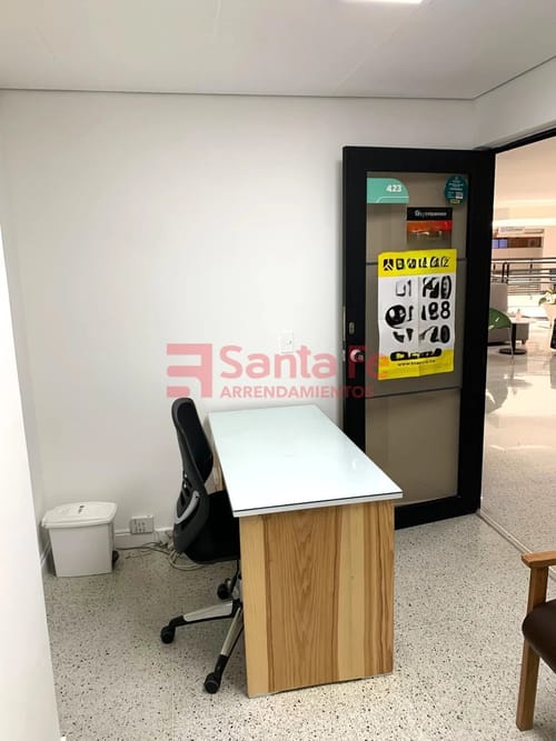 Oficina en arriendo en Patio Bonito, Medellín, 30 m² · foto 3 de 10