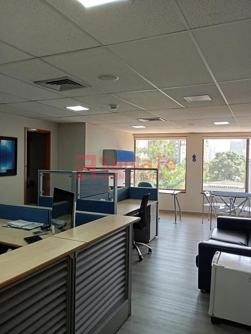 Oficina en arriendo en Talavera La Reina, Medellín, 42 m² · foto 2 de 9