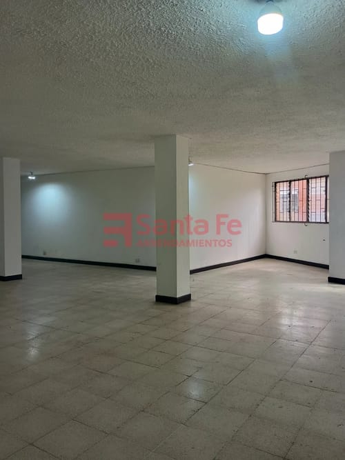 Local en arriendo en Rosales, Medellín, 175 m² · foto 3 de 10