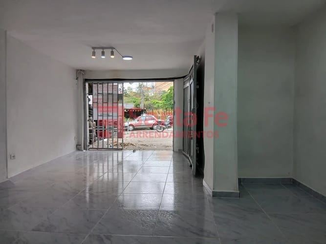 Local en arriendo en Bosques De San Pablo, Medellín, 55 m² · foto 3 de 7