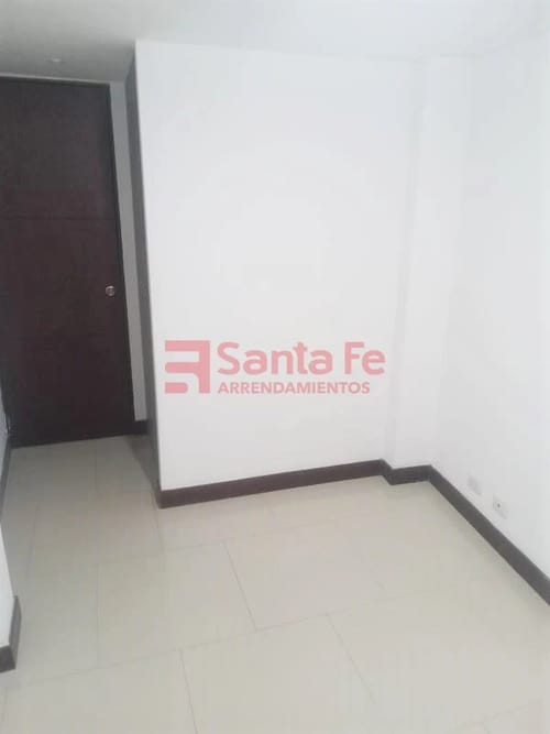 Apartamento de 2 alcobas en arriendo en Los Naranjos, Medellín, 55 m² · foto 8 de 10