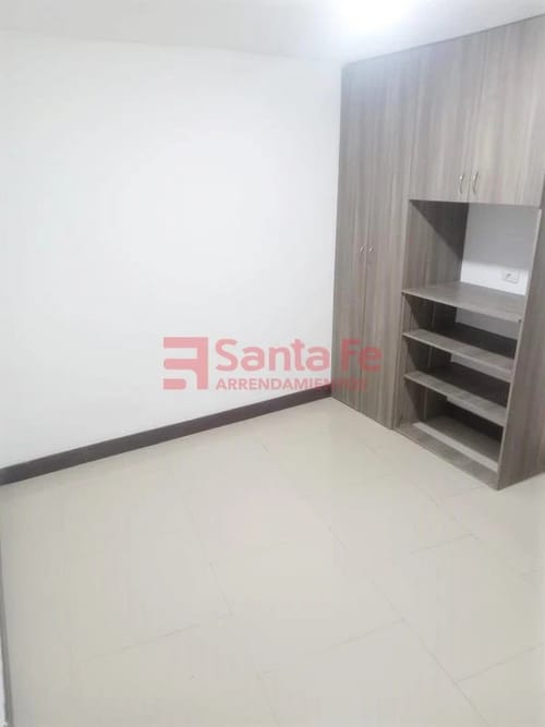 Apartamento de 2 alcobas en arriendo en Los Naranjos, Medellín, 55 m² · foto 10 de 10