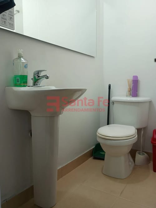 Oficina en arriendo en Villa Carlota, Medellín, 30 m² · foto 6 de 8