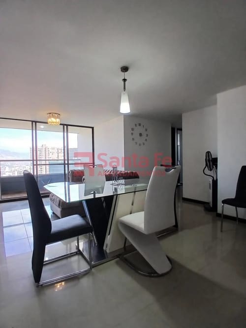 Apartamento de 3 alcobas en arriendo en Vía Las Palmas, Medellín, 81 m² · foto 2 de 10