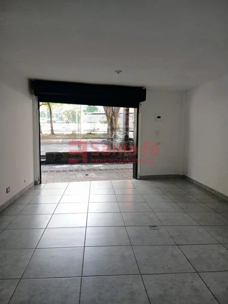 Local en arriendo en Jesus Nazareno, Medellín, 21 m² · foto 5 de 5