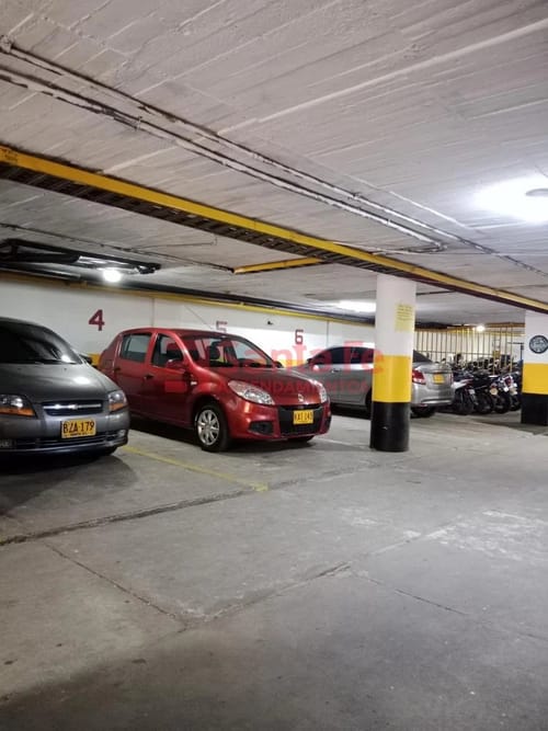 Local en arriendo en Veinte De Julio, Medellín, 600 m² · foto 6 de 10