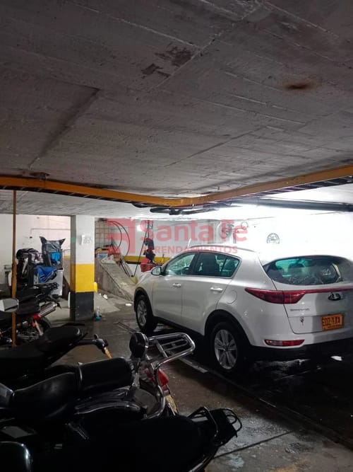Local en arriendo en Veinte De Julio, Medellín, 600 m² · foto 9 de 10
