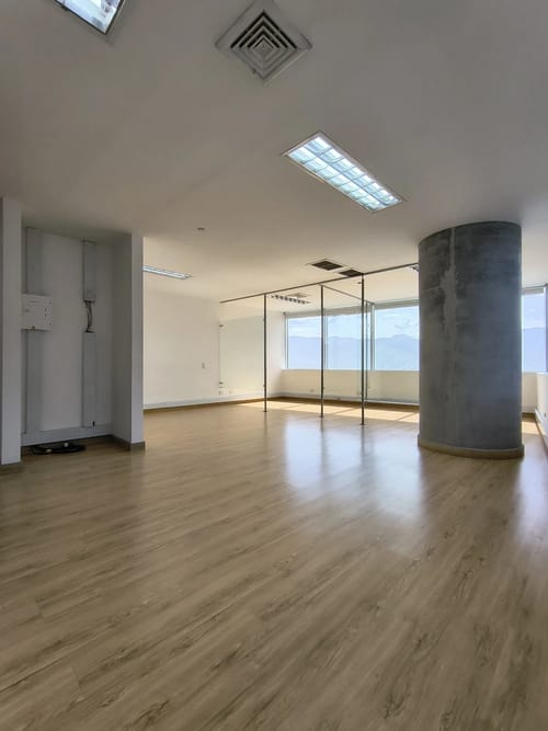 Oficina en arriendo en Vía Las Palmas, Medellín, 67 m² · foto 2 de 10
