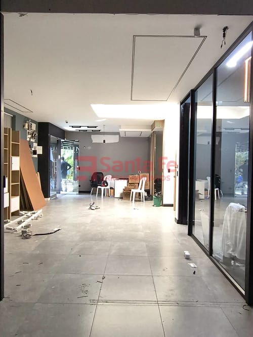 Local en arriendo en Jesus Nazareno, Medellín, 84 m² · foto 3 de 10