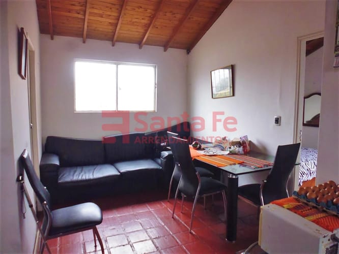Casa de 14 alcobas en arriendo en Prado, Medellín, 370 m² · foto 2 de 10