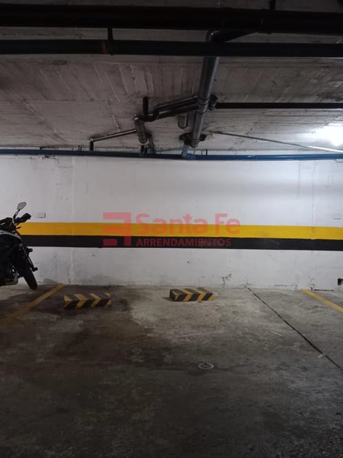 Apartamento de 3 alcobas en arriendo en Laureles, Medellín, 115 m² · foto 2 de 2