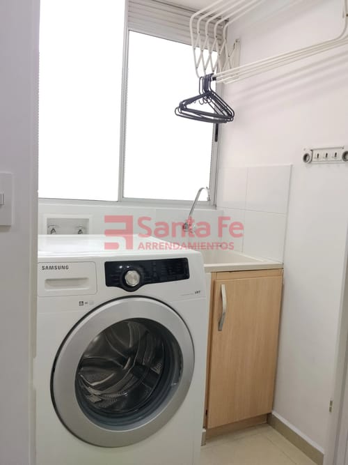 Apartamento de 3 alcobas en arriendo en Los Balsos, Medellín, 100 m² · foto 7 de 10