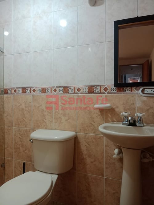 Apartamento de 5 alcobas en arriendo en El Velódromo, Medellín, 120 m² · foto 7 de 10