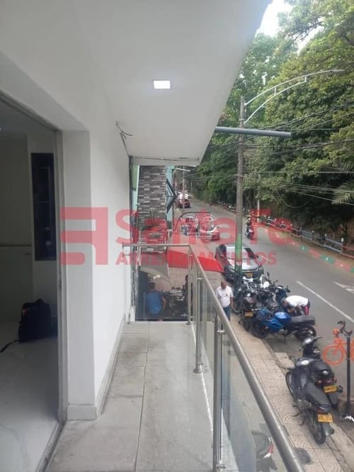 Casa de 3 alcobas en venta en Belén, Medellín, 115 m² · foto 2 de 10