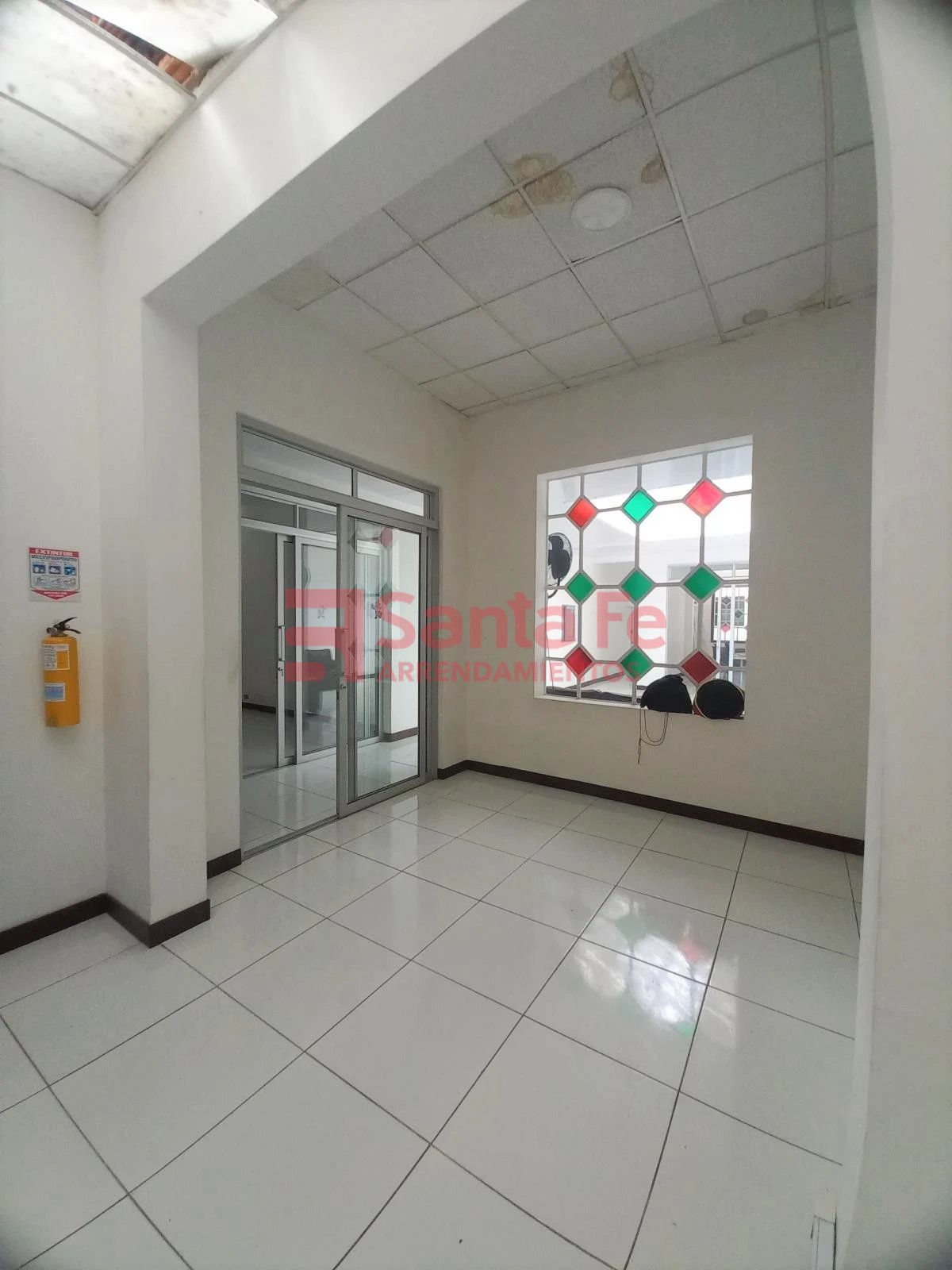 Casa en arriendo en Manrique Central, Medellín · foto 2 de 10