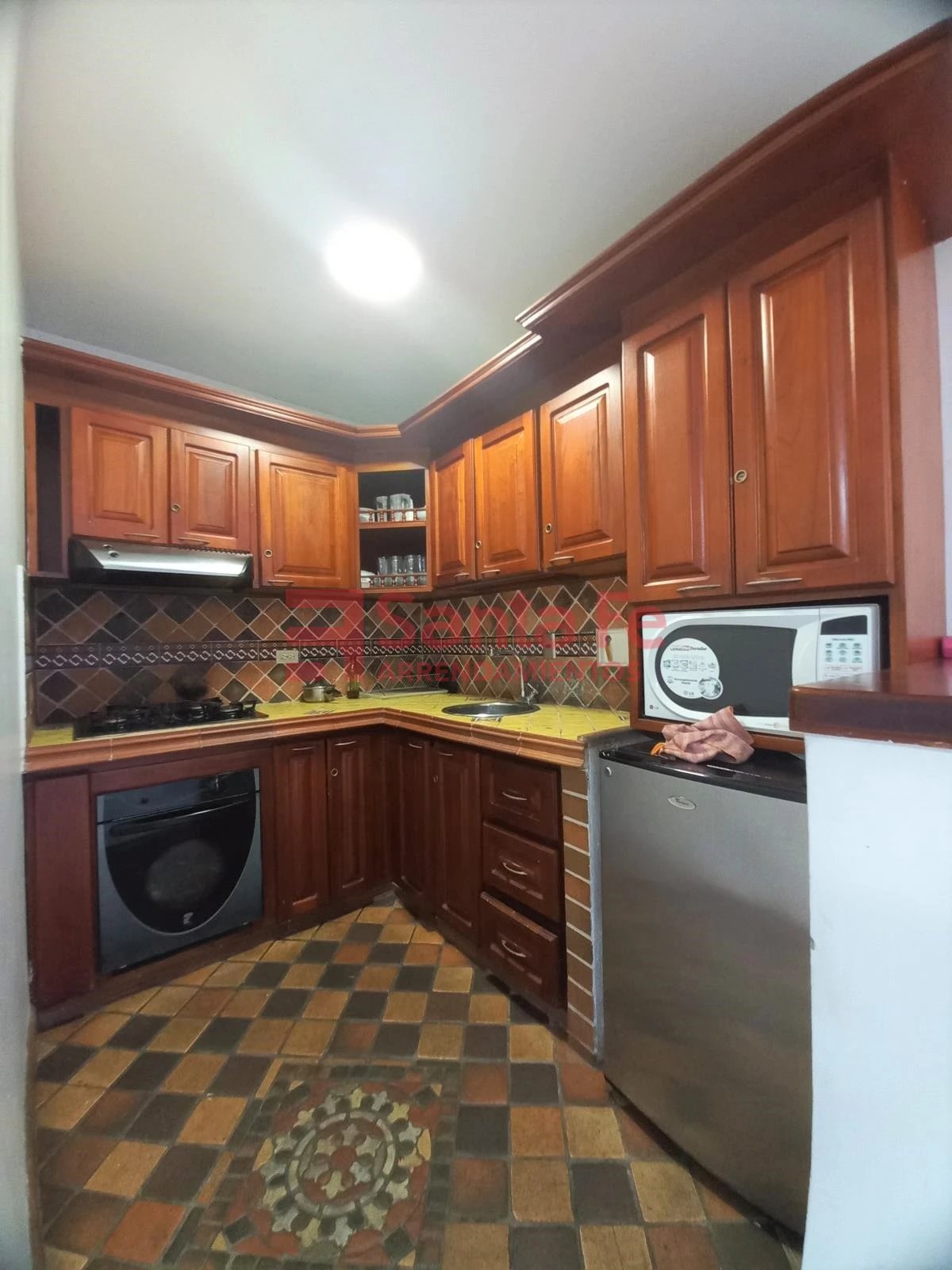 Casa en arriendo en Manrique Central, Medellín · foto 4 de 10