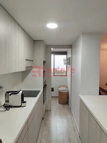 Apartamento de 3 alcobas en arriendo en Transversal Superior, Medellín, 90 m² · foto 4 de 10