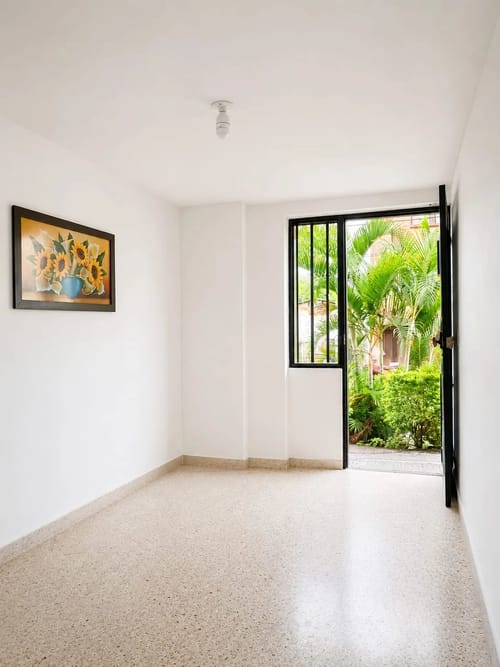 Casa de 7 alcobas en arriendo en Urbanizacion El Carmelo Ii Etapa, Medellín, 180 m² · foto 2 de 10