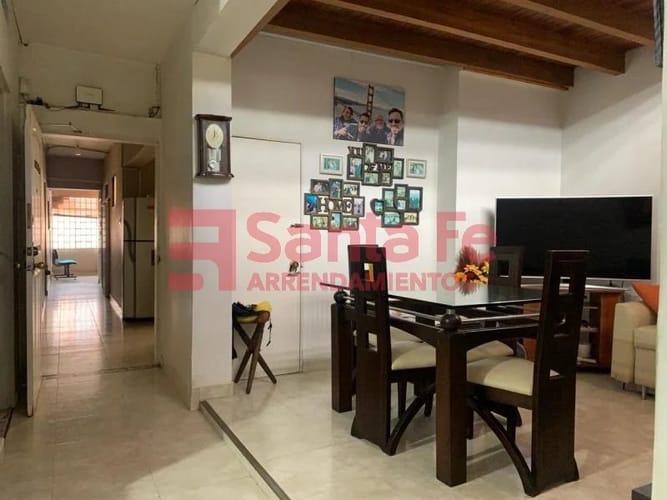 Casa de 10 alcobas en venta en Belén, Medellín, 280 m² · foto 5 de 10