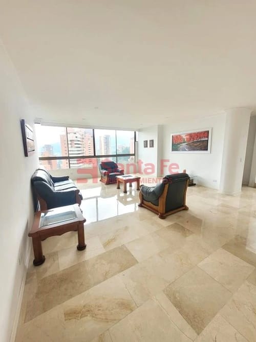 Apartamento en arriendo en El Tesoro, Medellín · foto 3 de 10