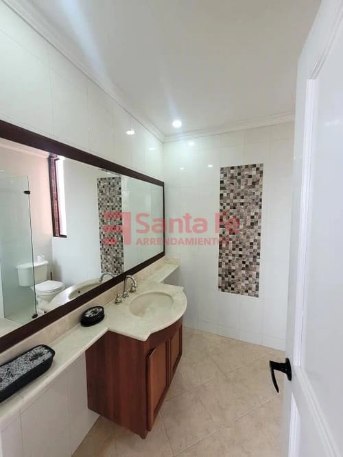 Apartamento en arriendo en El Tesoro, Medellín · foto 6 de 10