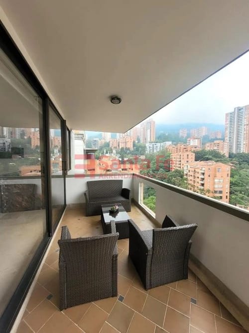 Apartamento en arriendo en El Tesoro, Medellín · foto 8 de 10