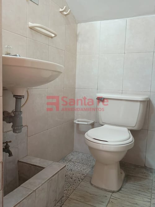Local en arriendo en Simon Bolivar, Medellín, 30 m² · foto 4 de 5