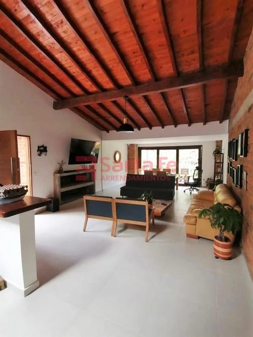 Finca en arriendo en Pantanillo, El Retiro, 250 m² · foto 4 de 10