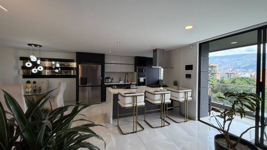 Apartamento de 3 alcobas en arriendo en Laureles, Medellín, 106 m² · foto 4 de 24