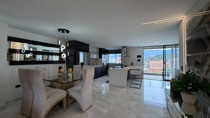 Apartamento de 3 alcobas en arriendo en Laureles, Medellín, 106 m² · foto 9 de 24