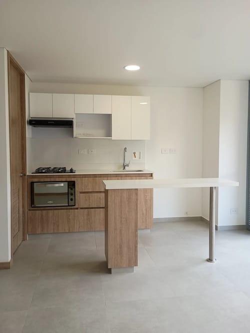 Apartamento de 3 alcobas en arriendo en Ub Cortijo De San Jose, Sabaneta, 80 m² · foto 6 de 10