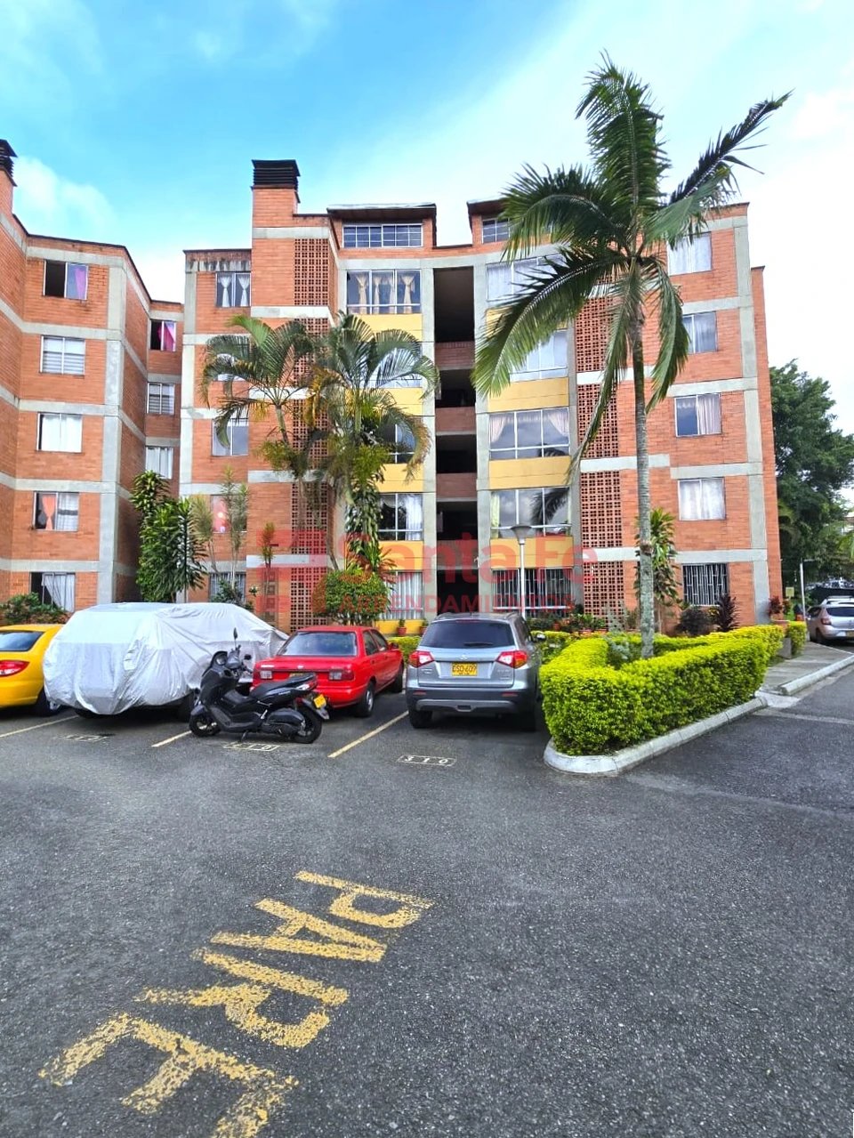 Apartamento en venta en Boston, Medellín · foto 2 de 10