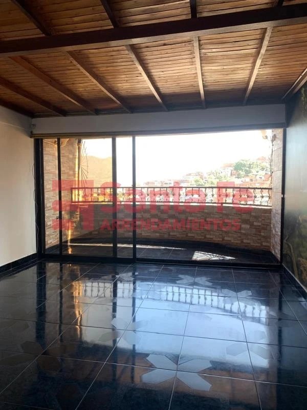 Apartamento en venta en Aranjuez, Medellín · foto 2 de 10