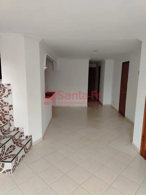 Apartamento de 3 alcobas en arriendo en San Joaquín, Medellín, 98 m² · foto 3 de 10