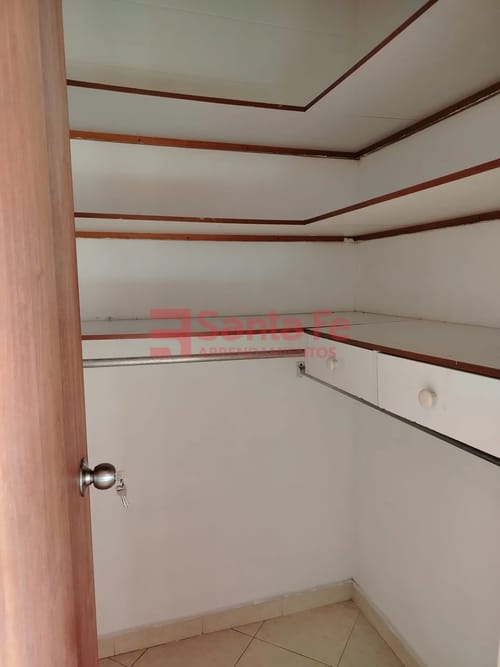 Apartamento de 3 alcobas en arriendo en San Joaquín, Medellín, 98 m² · foto 7 de 10