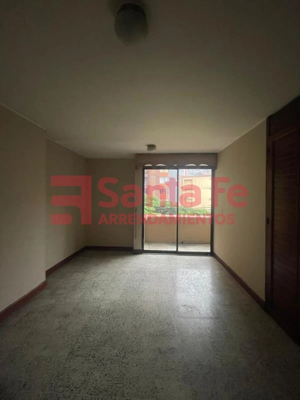 Apartamento en venta en Boston, Medellín · foto 3 de 10