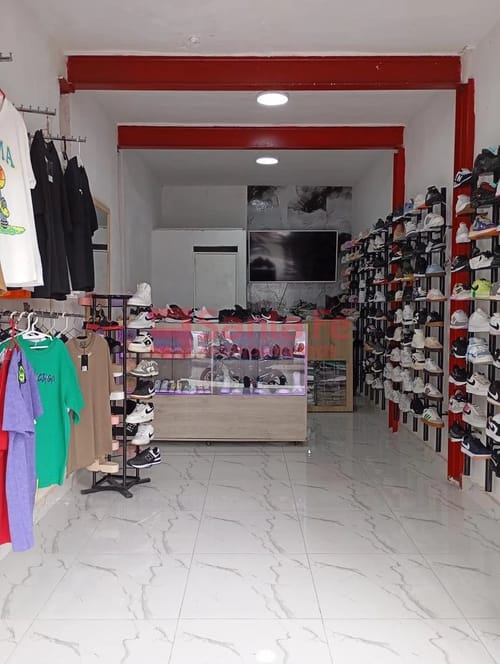 Local en arriendo en San Diego, Medellín, 21 m² · foto 2 de 4