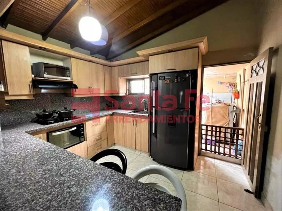 Apartamento en venta en El Castillo, Medellín · foto 7 de 10