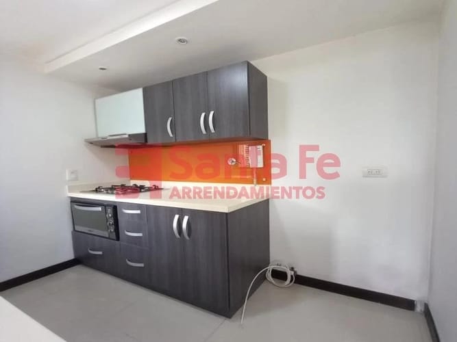 Apartamento de 3 alcobas en venta en Belén, Medellín, 80 m² · foto 4 de 10