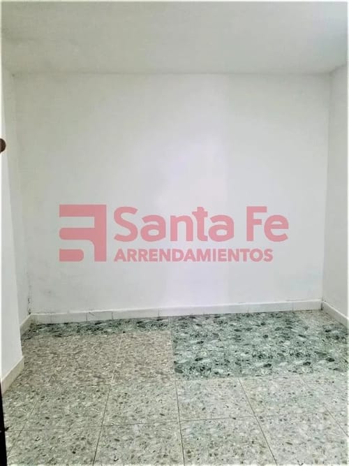 Casa de 8 alcobas en venta en Santa Fe, Medellín, 180 m² · foto 7 de 10